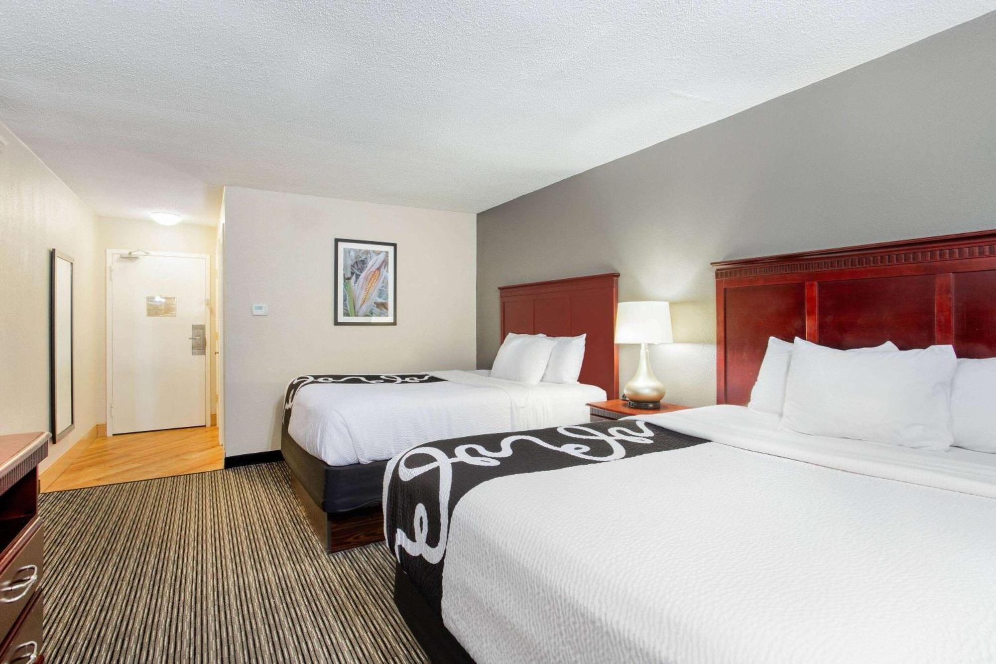 La Quinta By Wyndham Indianapolis South Hotel Exterior photo